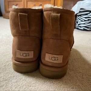 UGG Minis